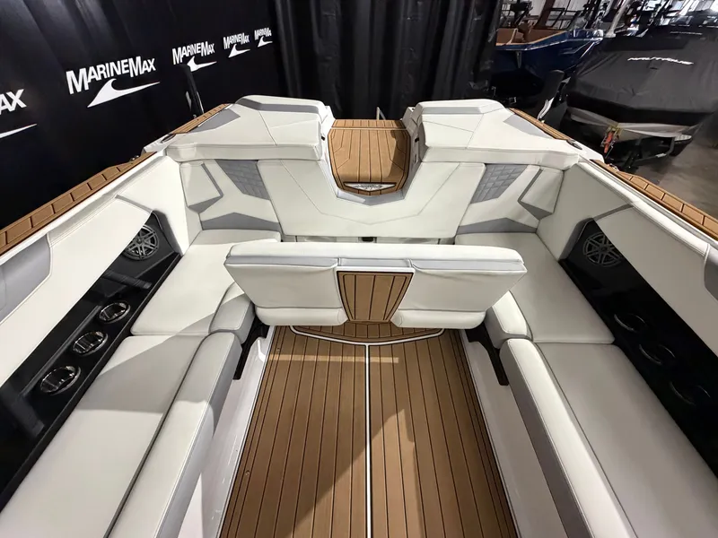Slide: The Image of Nautique Super Air Nautique S25 2023 - 27