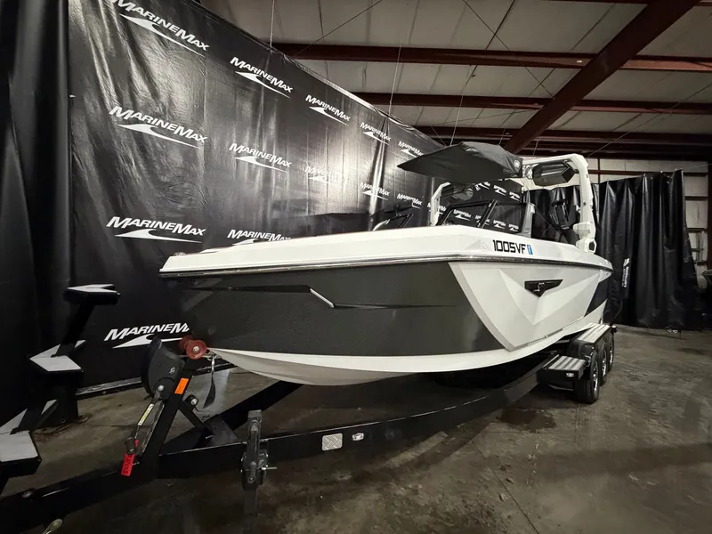 Slide: The Image of Nautique Super Air Nautique S25 2023 - 3