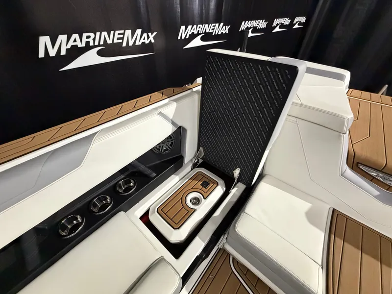 Slide: The Image of Nautique Super Air Nautique S25 2023 - 33