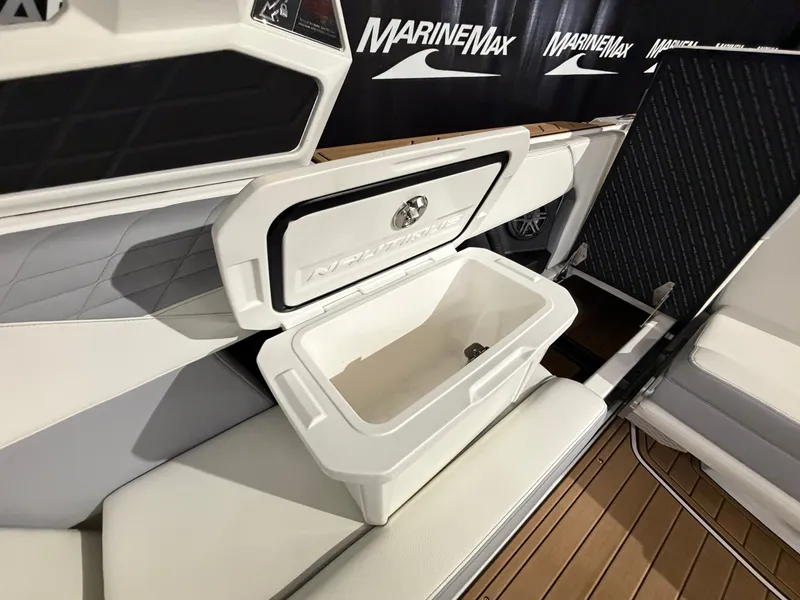 Slide: The Image of Nautique Super Air Nautique S25 2023 - 35