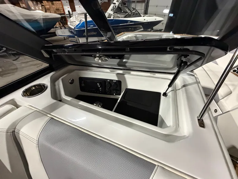 Slide: The Image of Nautique Super Air Nautique S25 2023 - 49