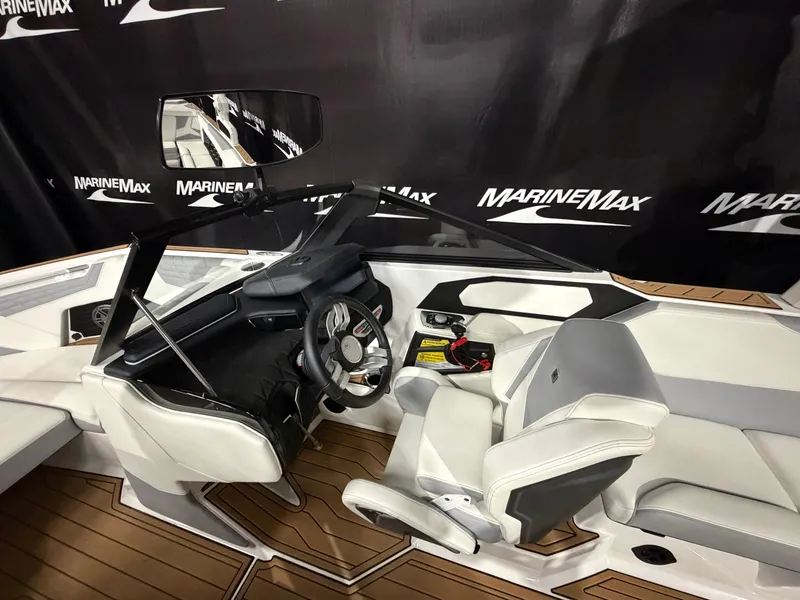 Slide: The Image of Nautique Super Air Nautique S25 2023 - 53