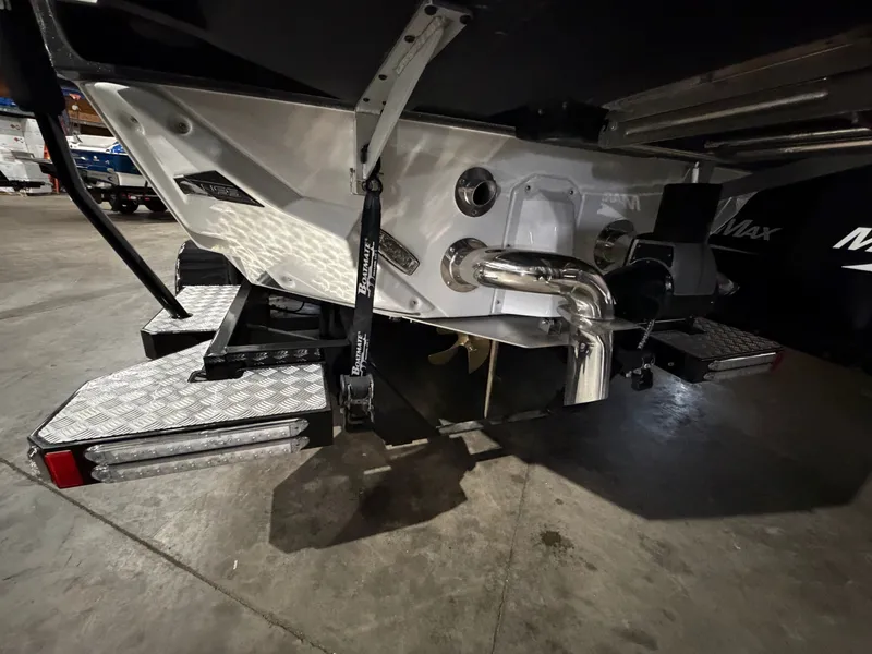 Slide: The Image of Nautique Super Air Nautique S25 2023 - 7