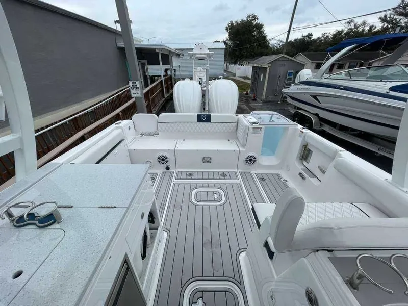 Slide: The Image of Sea Fox 288 Traveler 2026 - 7