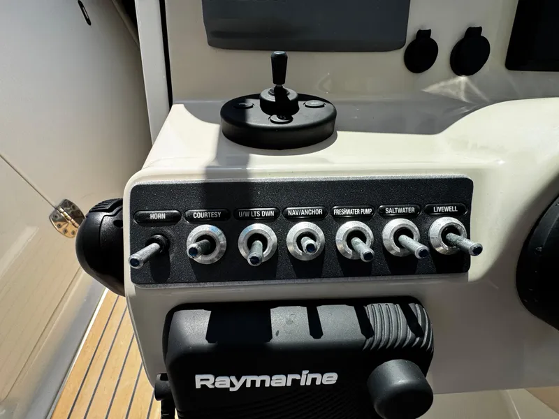 Slide: The Image of Control panel of a 2019 Boston Whaler 270 Vantage boat with Raymarine equipment. - 34