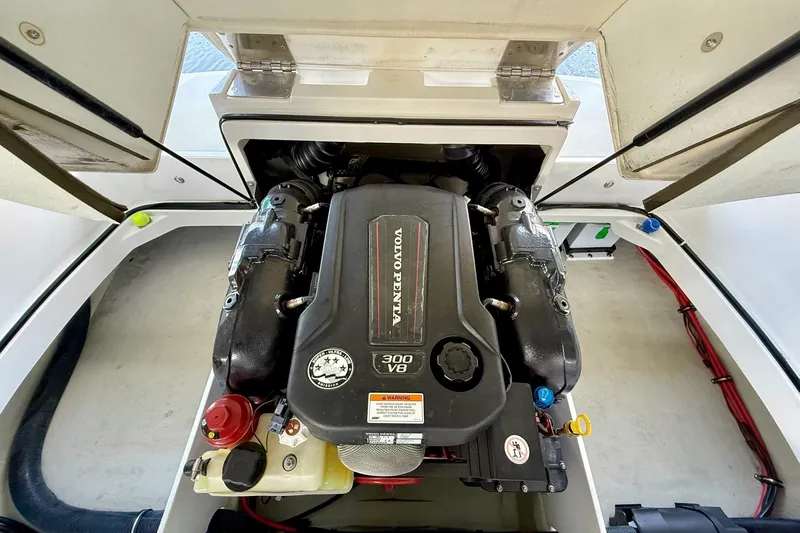 Slide: The Image of 2016 Cobalt CS3 boat engine compartment with Volvo Penta 300 V8 engine. - 27
