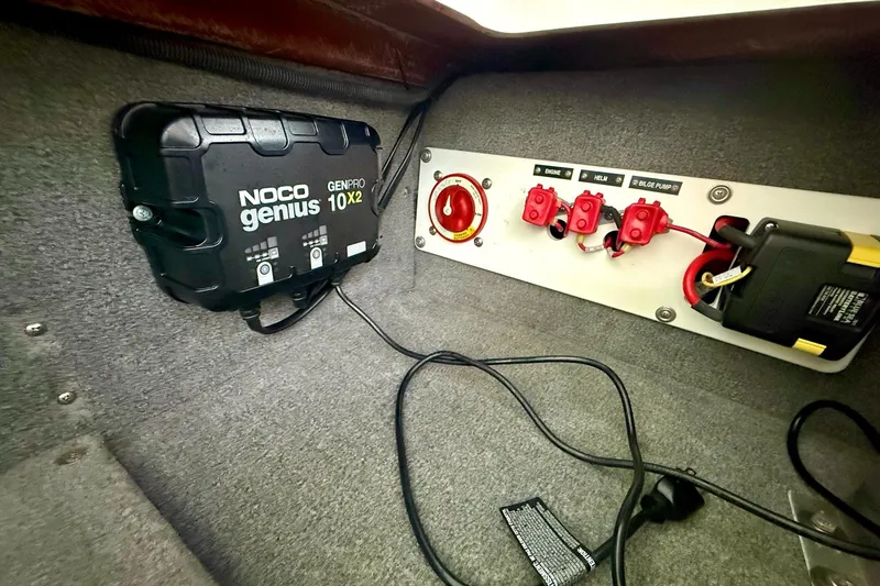 Slide: The Image of Electrical panel in 2016 Cobalt CS3 boat with NOCO Genius GENPRO 10X2 charger. - 28