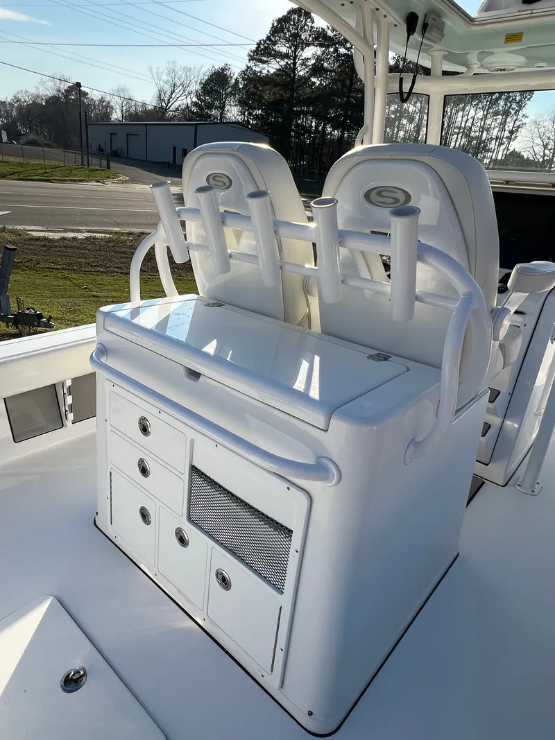 Slide: The Image of Sportsman Masters 267OE Bay Boat 2020 - 19