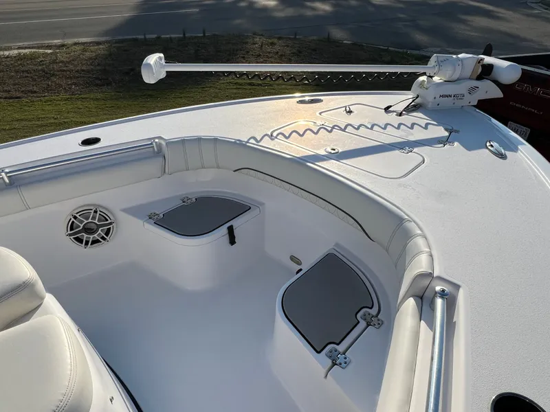 Slide: The Image of Sportsman Masters 267OE Bay Boat 2020 - 44