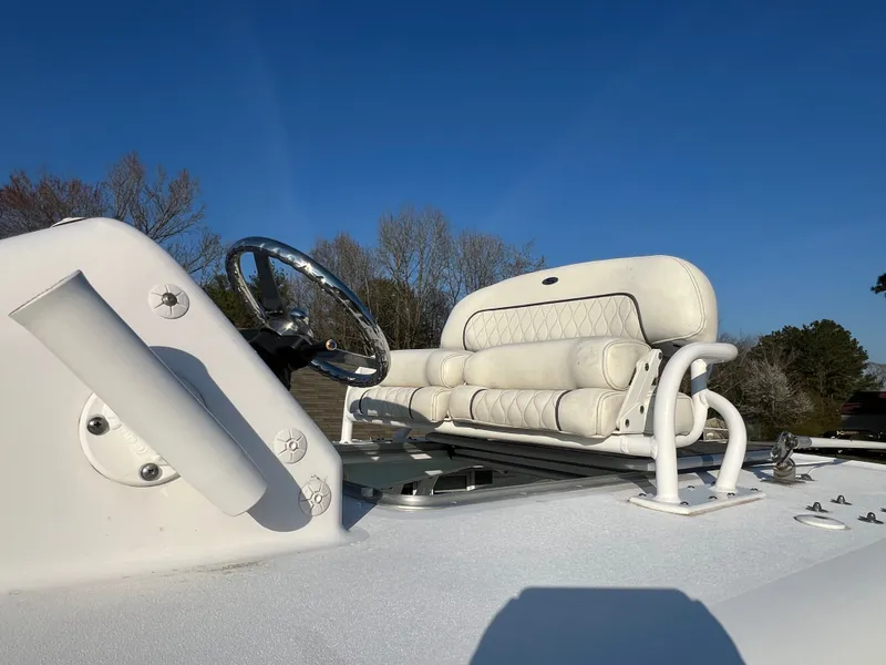 Slide: The Image of Sportsman Masters 267OE Bay Boat 2020 - 54