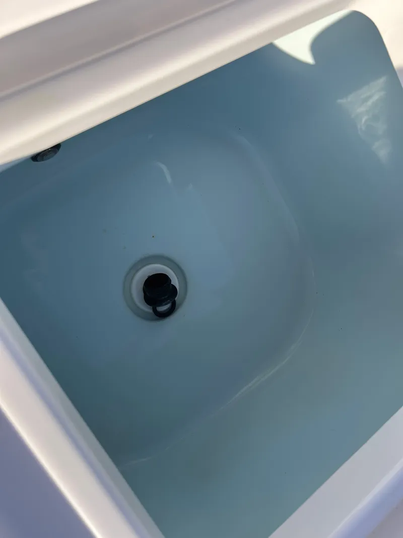 Slide: The Image of Sportsman Masters 267OE Bay Boat 2020 - 57