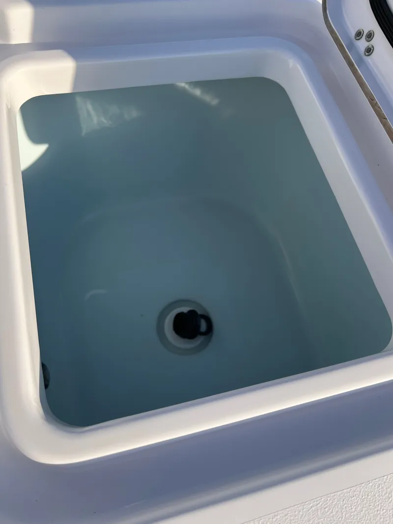 Slide: The Image of Sportsman Masters 267OE Bay Boat 2020 - 59