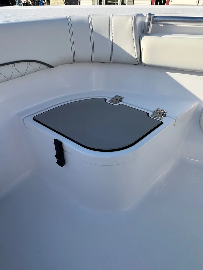 Slide: The Image of Sportsman Masters 267OE Bay Boat 2020 - 64