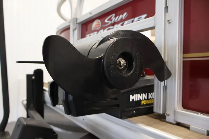 Slide: The Image of 2021 Sun Tracker Bass Buggy 18 DLX with Minn Kota motor detail. - 11