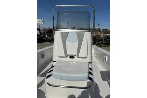 Slide: The Image of 2026 Robalo 206 Cayman boat console with seating, featuring sleek design and modern amenities. - 13
