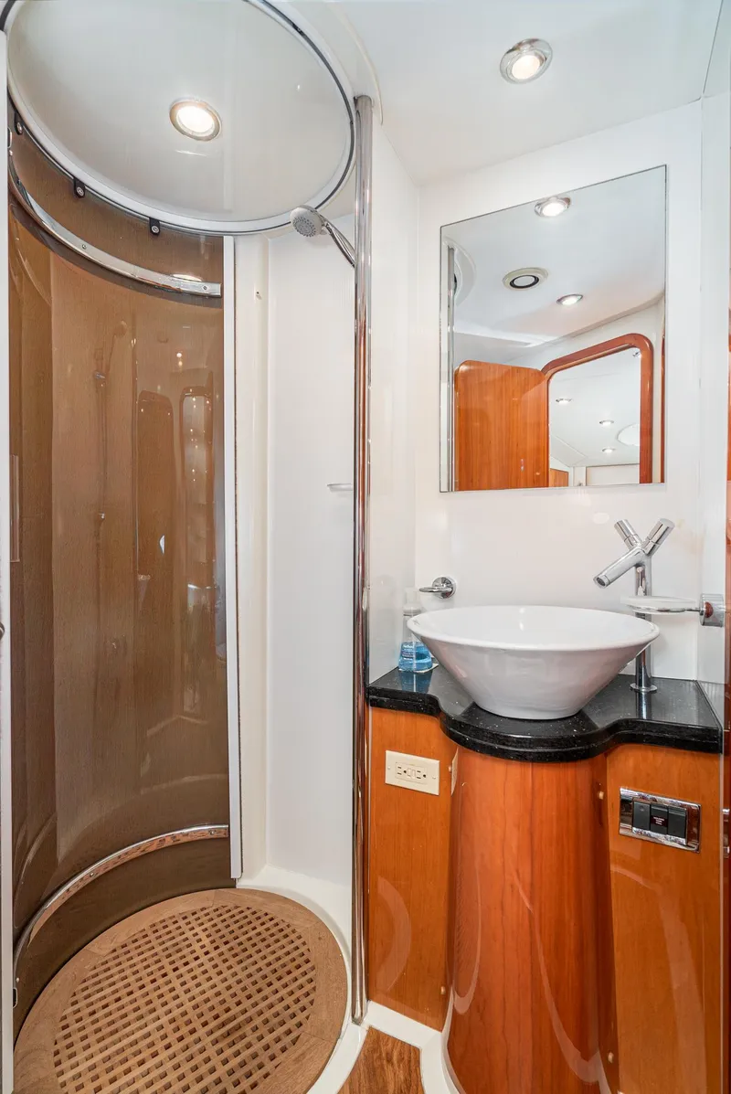 Slide: The Image of VIP shower stall - 34
