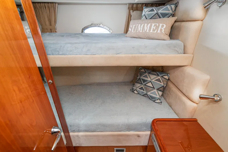 Slide: The Image of Guest cabin - 37