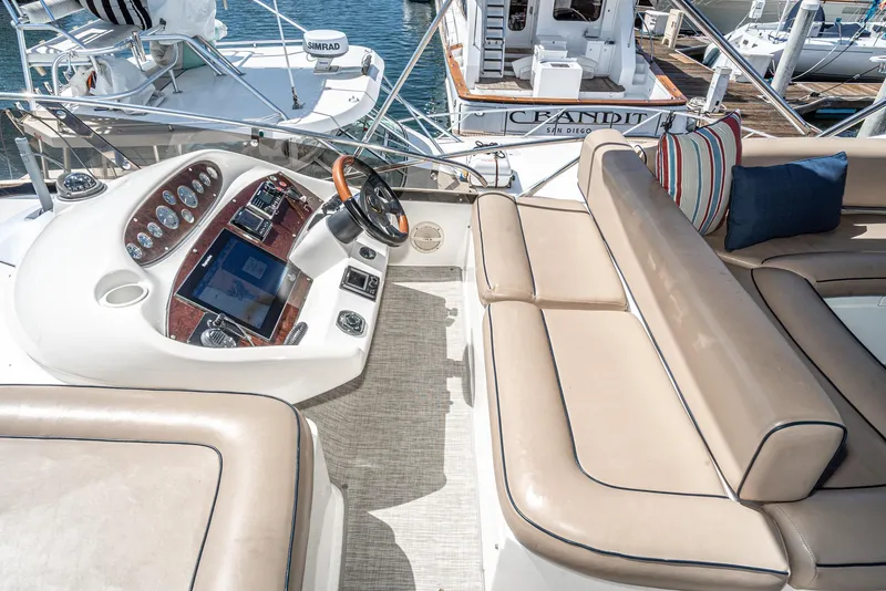 Slide: The Image of Flybridge helm seating - 54