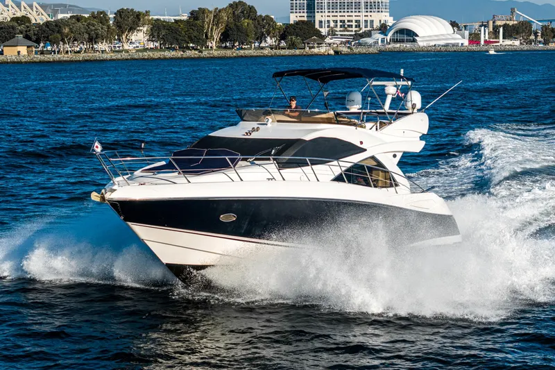 Slide: The Image of Sunseeker Manhattan 50 2006 - 75