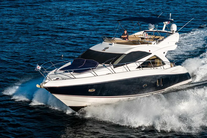 Slide: The Image of Sunseeker Manhattan 50 2006 - 76