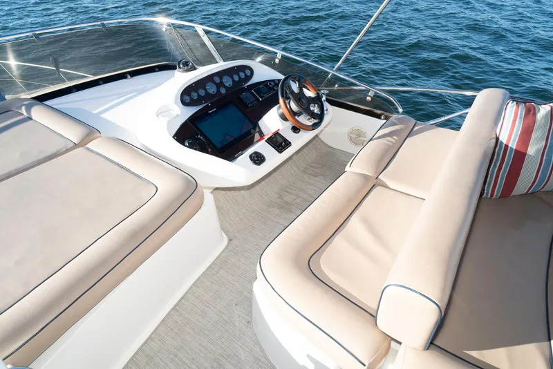 Slide: The Image of Sunseeker Manhattan 50 2006 - 81