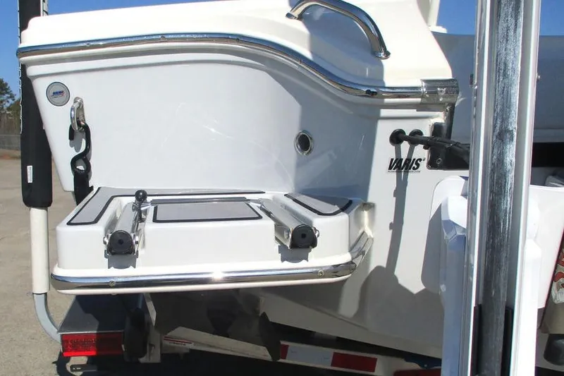 Slide: The Image of 2023 Custom Pathfinder 2500 boat stern with swim platform and ladder. - 7