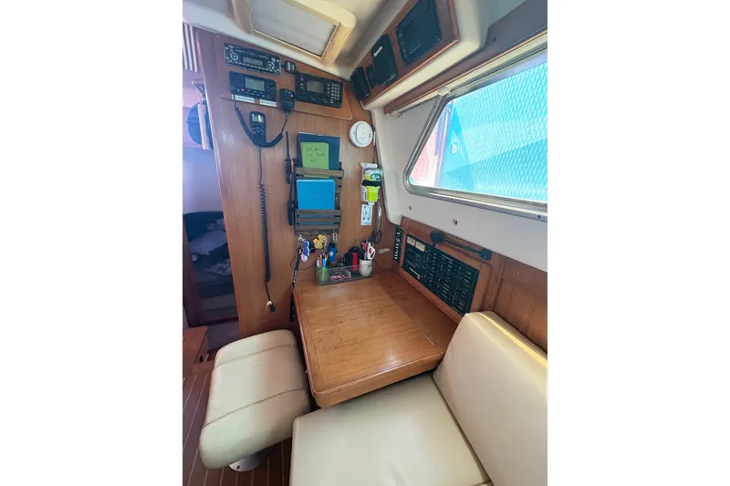 Slide: The Image of Propane storage compartment on a 2007 Catalina Morgan 440 sailboat. - 25