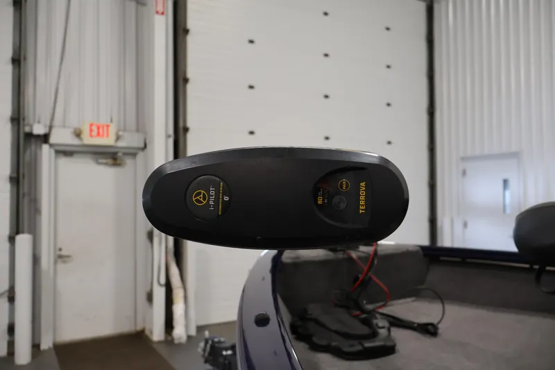 Slide: The Image of 2024 Tracker Pro Guide V-16 WT boat with i-Pilot Terrova trolling motor. - 12