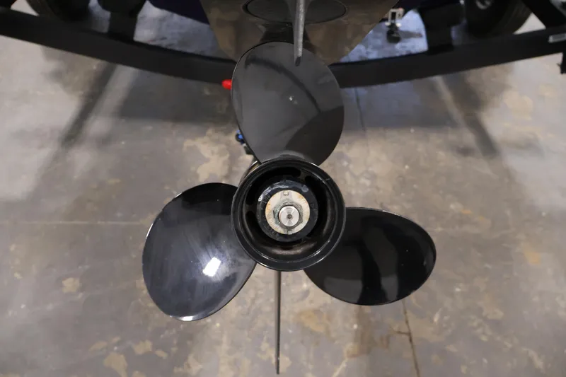 Slide: The Image of 2024 Tracker Pro Guide V-16 WT boat propeller, close-up view. - 39
