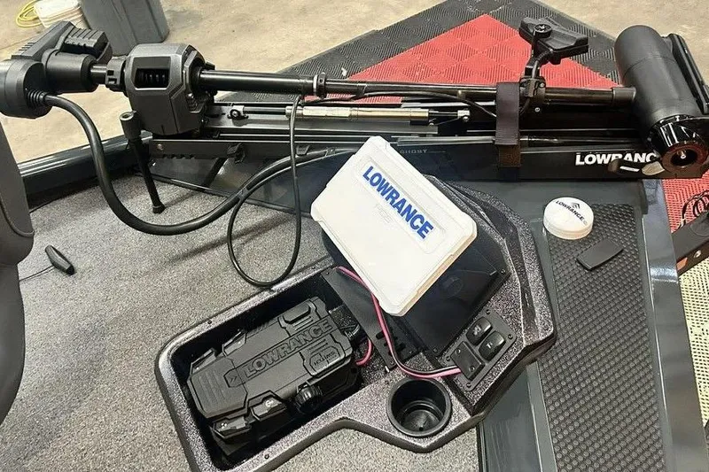 Slide: The Image of 2024 Ranger RT188P boat with Lowrance equipment, featuring advanced fishing technology. - 5