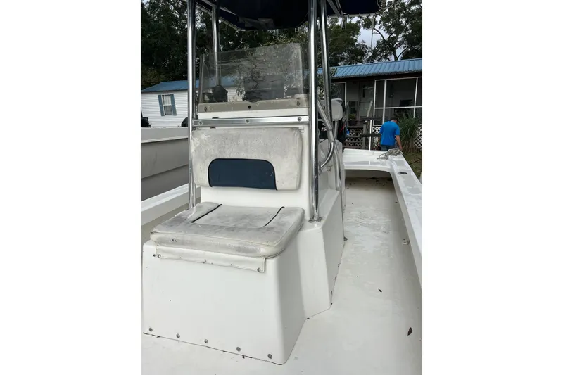 Slide: The Image of 2017 Twin Vee 22 BayCat boat interior with seating and console. - 8