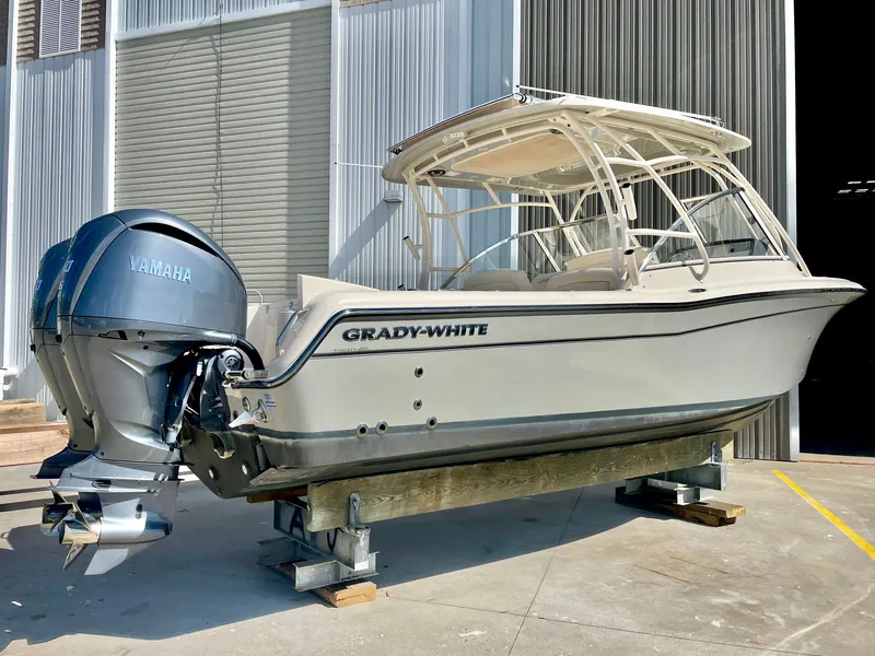 Slide: The Image of Grady-White Freedom 285 2021 - 18