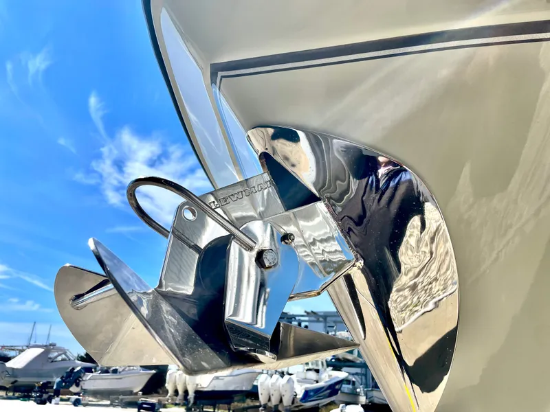 Slide: The Image of Grady-White Freedom 285 2021 - 22