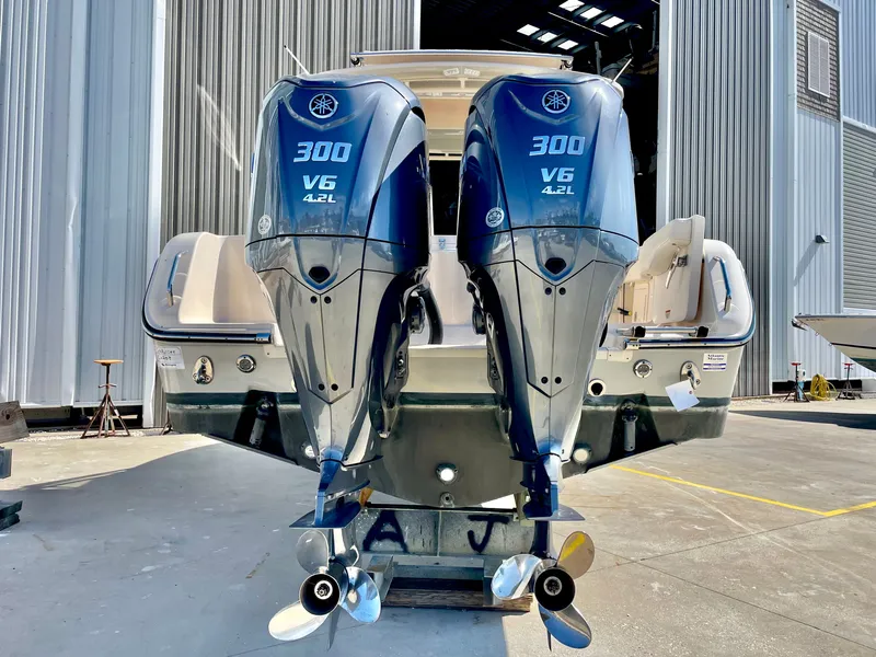 Slide: The Image of Grady-White Freedom 285 2021 - 24