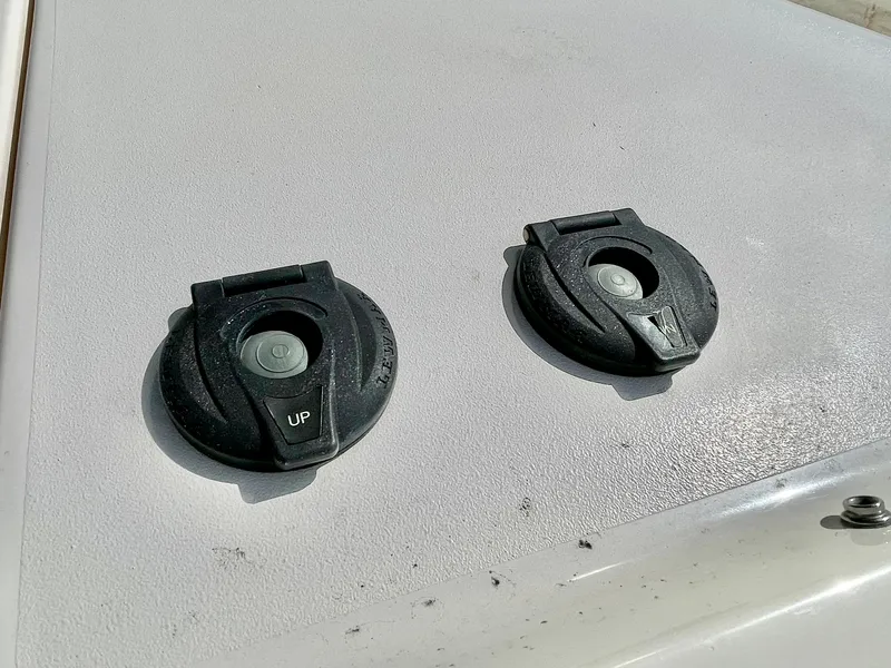 Slide: The Image of Grady-White Freedom 285 2021 - 34