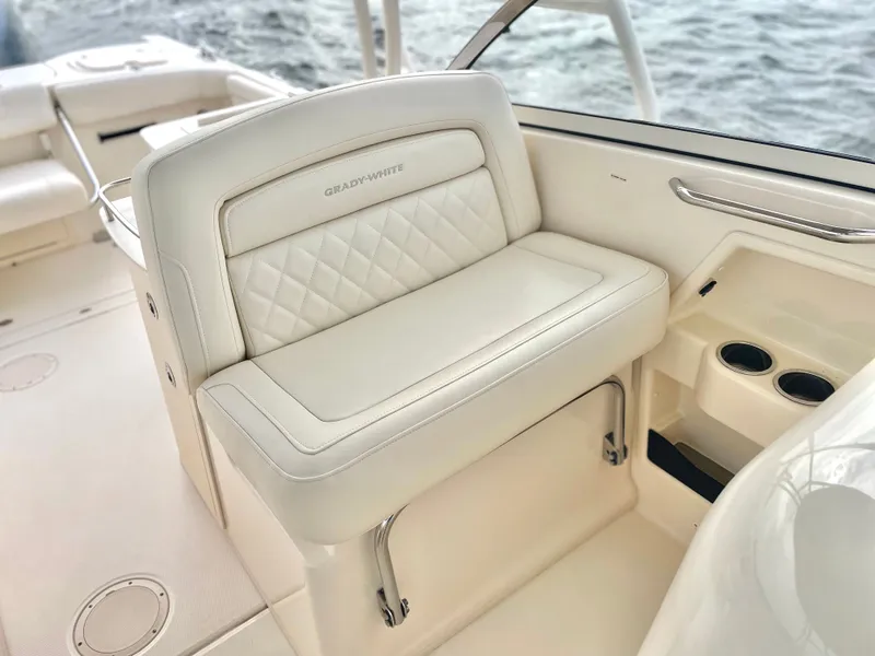 Slide: The Image of Grady-White Freedom 285 2021 - 57