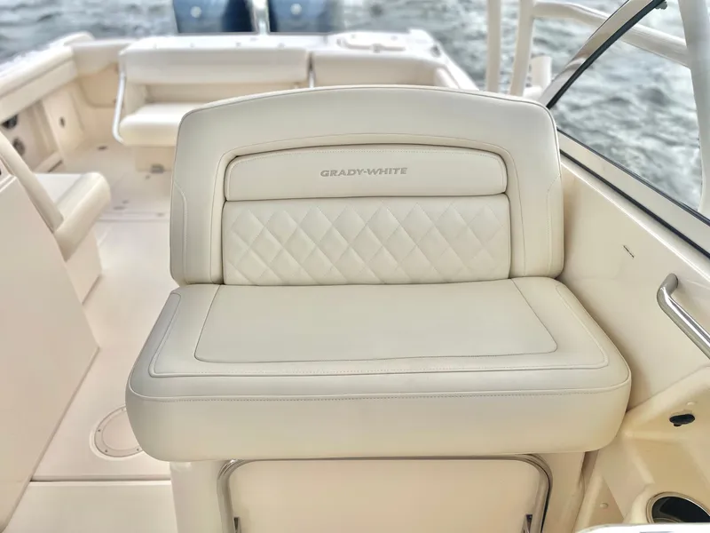 Slide: The Image of Grady-White Freedom 285 2021 - 58