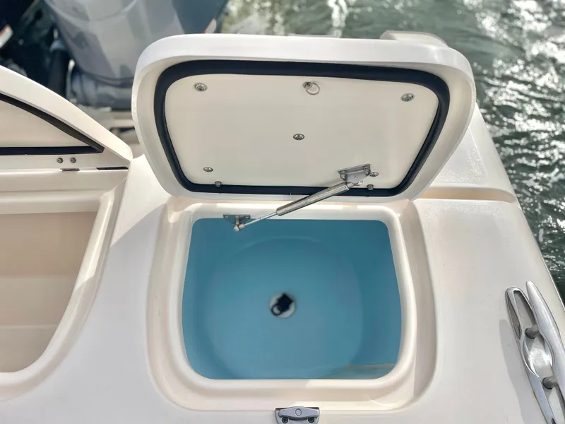 Slide: The Image of Grady-White Freedom 285 2021 - 66