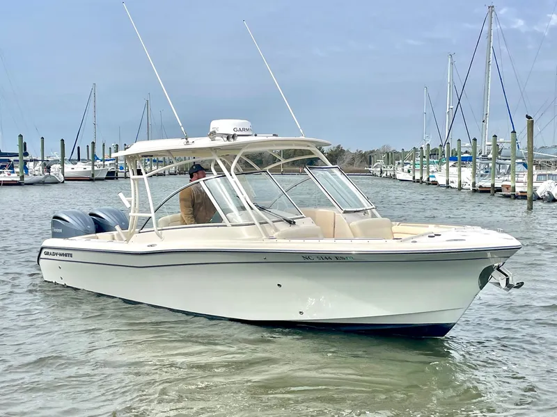 Slide: The Image of Grady-White Freedom 285 2021 - 7