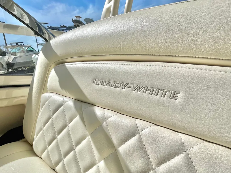 Slide: The Image of Grady-White Freedom 285 2021 - 72