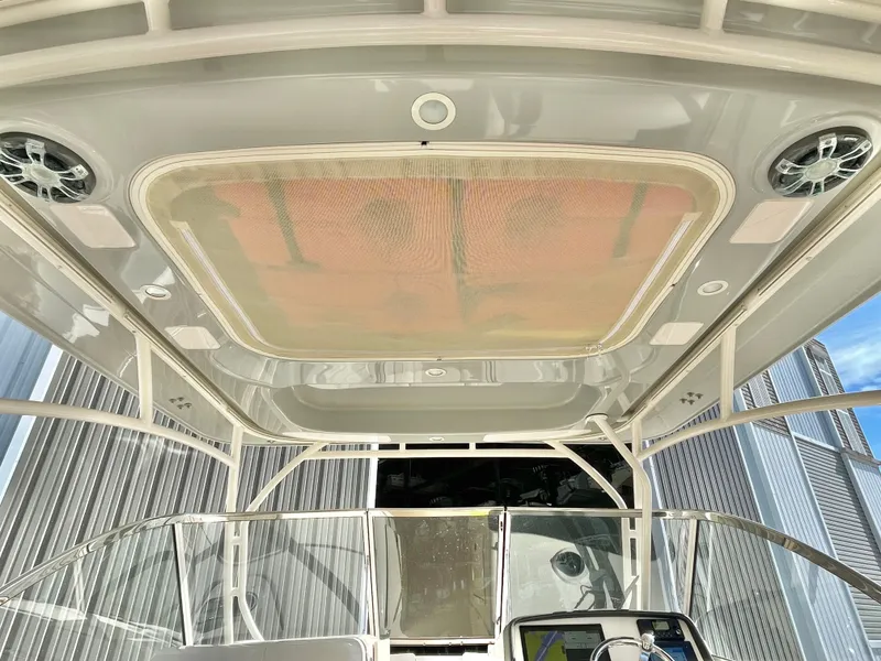 Slide: The Image of Grady-White Freedom 285 2021 - 73