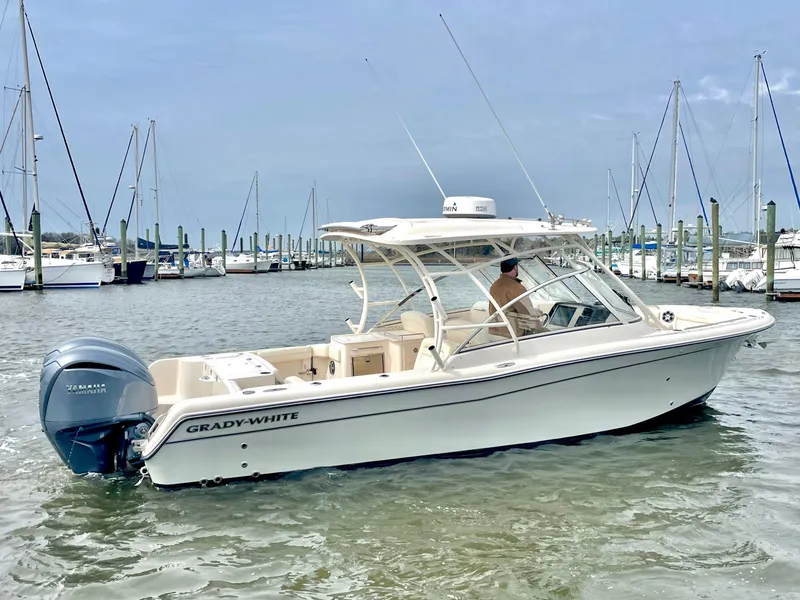 Slide: The Image of Grady-White Freedom 285 2021 - 9