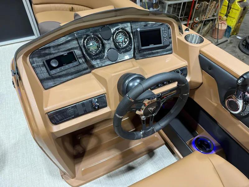 Slide: The Image of Tahoe LTZ 300HP Quad Lounge 2385 Tritoon 2026 - 13