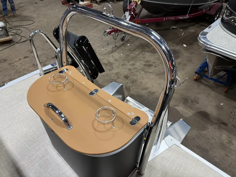 Slide: The Image of Tahoe LTZ 300HP Quad Lounge 2385 Tritoon 2026 - 23