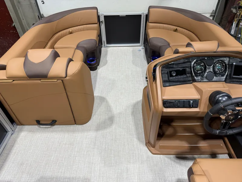Slide: The Image of Tahoe LTZ 300HP Quad Lounge 2385 Tritoon 2026 - 28