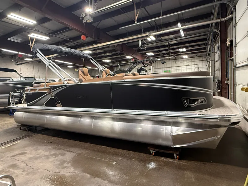 Slide: The Image of Tahoe LTZ 300HP Quad Lounge 2385 Tritoon 2026 - 52