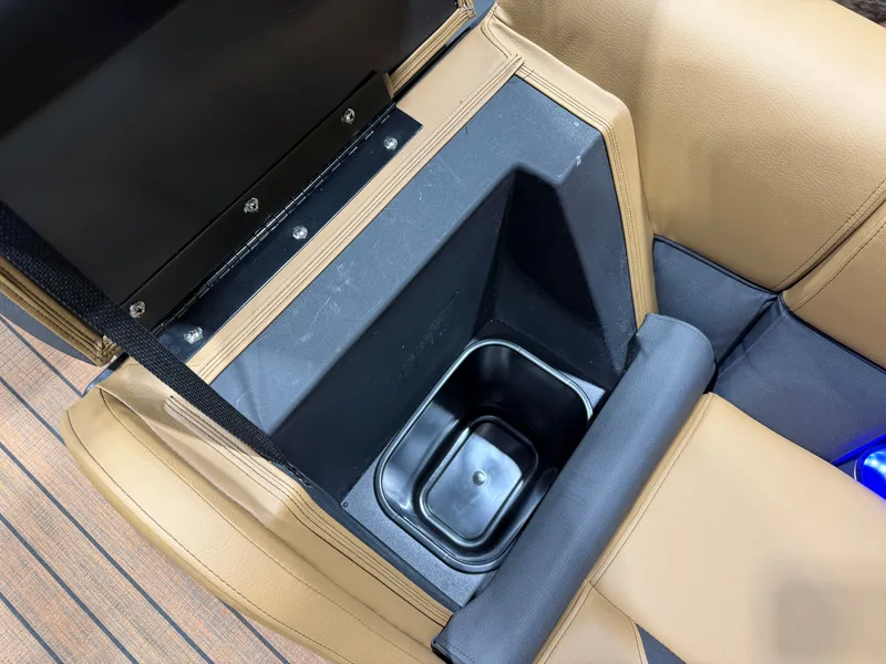 Slide: The Image of Bentley Pontoons Legacy 300HP Swingback 243 Tritoon 2026 - 32