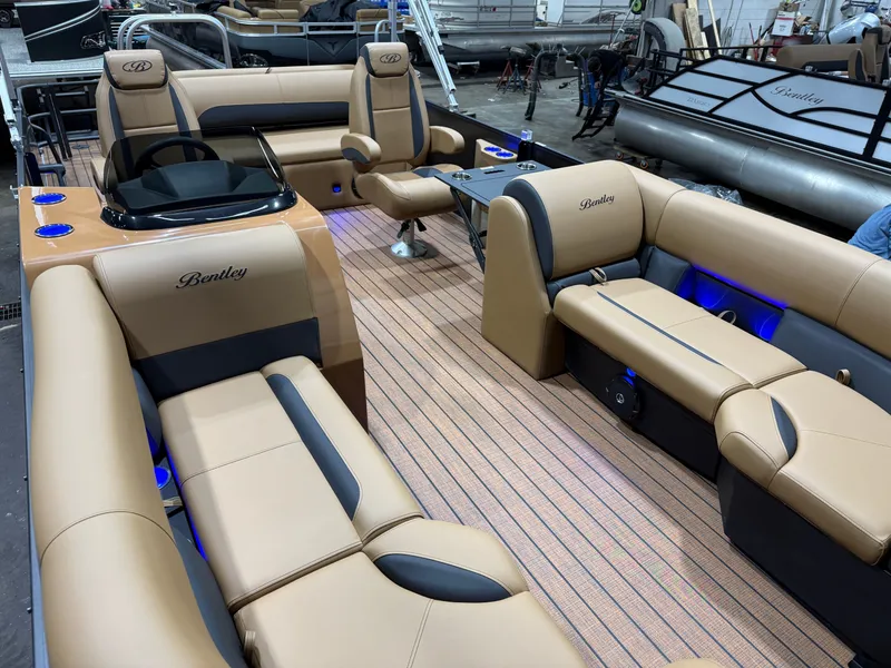 Slide: The Image of Bentley Pontoons Legacy 300HP Swingback 243 Tritoon 2026 - 34