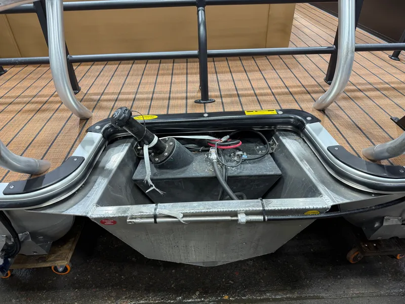 Slide: The Image of Bentley Pontoons Legacy 300HP Swingback 243 Tritoon 2026 - 46