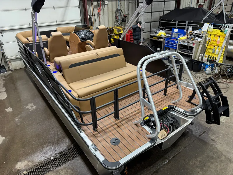 Slide: The Image of Bentley Pontoons Legacy 300HP Swingback 243 Tritoon 2026 - 54